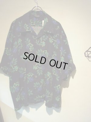 画像2: UNUSED（アンユーズド） フローラルプリント ショートスリーブレーヨンシャツ ネイビー