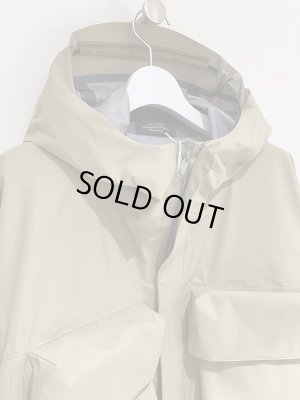 画像3: UNUSED（アンユーズド） レイヤーナイロンジャケット ベージュ