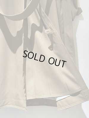 画像10: YOKE（ヨーク） ウールカルゼダブルブレステッドオーバーコート ベージュ