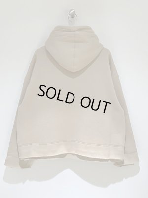 画像8: YOKE（ヨーク） リサイズドワイドパーカ ベージュ