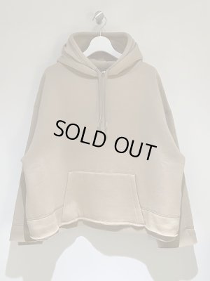 画像2: YOKE（ヨーク） リサイズドワイドパーカ ベージュ