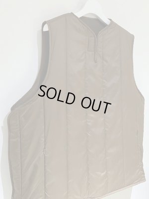 画像2: YOKE（ヨーク） リバーシブル フレンチアーミーベスト ダスティーブラウン