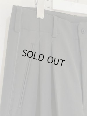 画像3: YOKE（ヨーク） 2タックワイドレッグド サイドテープトラウザーズ チャコール