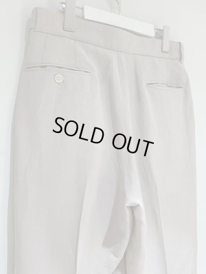 画像9: YOKE（ヨーク） ベルテッド 2タックワイドトラウザーズ フォグホワイト