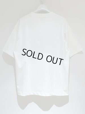 画像6: YOKE（ヨーク） Newman Embroidered  T-shirt（ニューマン エンブロイダードTシャツ） ホワイト