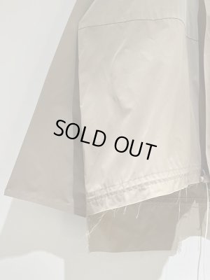 画像6: CAMIEL FORTGENS（カミエル フォートヘンス） カットオフ ポリエステルシャツジャケット ベージュ