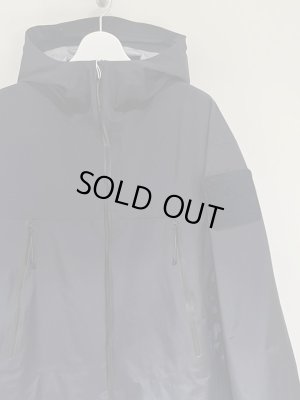 画像4: UNUSED（アンユーズド） 3レイヤーナイロン フーデッドコート ブラック