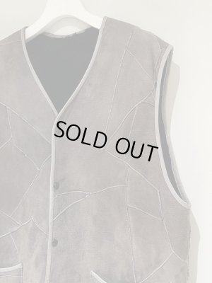 画像2: ユーロヴィンテージ パッチワーク風 リアルムートンベスト グレー