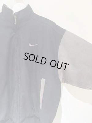 画像9: ユーロヴィンテージ 90s NIKE（ナイキ） レザースリーブ ロゴワッペン スタジャン ブラック×グレー
