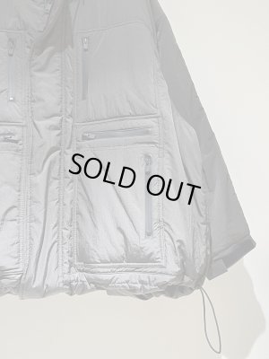 画像5: YOKE（ヨーク） Multi Pocket Puffer Coat PRIMALOFT（マルチポケット パファーコート プリマロフト） チャコール