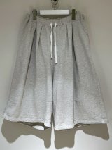 ANCELLM（アンセルム） 3/4 Tuck Sweat Shorts（3/4 タックスウェットショーツ） アッシュグレー