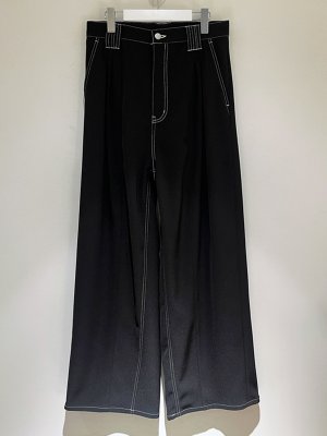 画像1: YOKE（ヨーク） 3Pleated Wide-Leg Trousers（3プリーティド ワイドレッグトラウザーズ） ブラック