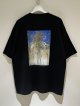 YOKE（ヨーク） Photo print Organic cotton T-shirt by TARO MIZUTANI（フォトプリントオーガニックコットンTシャツ by水谷太郎） ブラック
