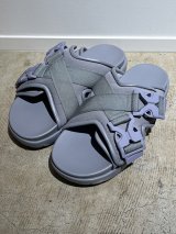 BOTTEGA VENETA（ボッテガヴェネタ） Cross Strap Sandal（クロスストラップサンダル） グレー
