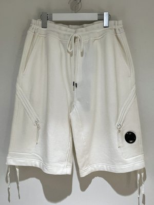 画像1: C.P. Company（CPカンパニー） Sweat Shorts（スウェットショーツ） ホワイト