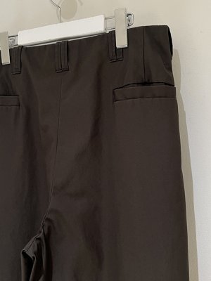 画像8: YOKE（ヨーク） Cotton Gabardine 3pleated Wide Trousers（コットンギャバジン 3プリーティドワイドトラウザーズ） ブラウン