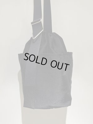 画像2: NL（ニール） Luta（ルタ） ナイロンショルダーバッグ ブラック