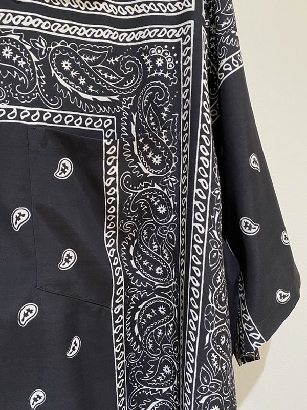 UNUSED（アンユーズド） レーヨン×シルク バンダナ柄ショートスリーブシャツ ブラック - margin