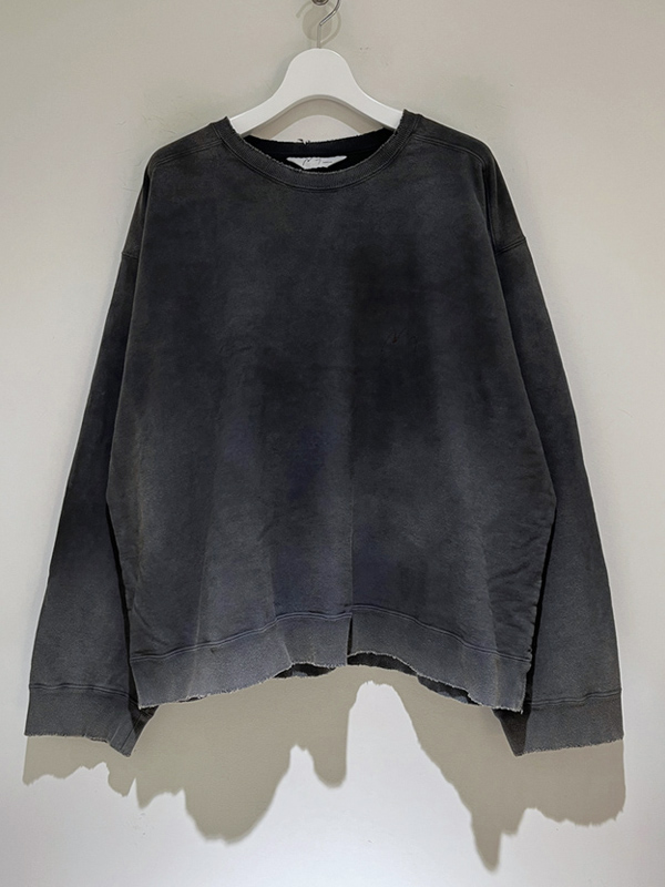 ANCELLM（アンセルム） Embroidery Uneven Over Sweat Shirt（エンブロイダリー アンイーブン オーバースウェットシャツ）  ブラック - margin